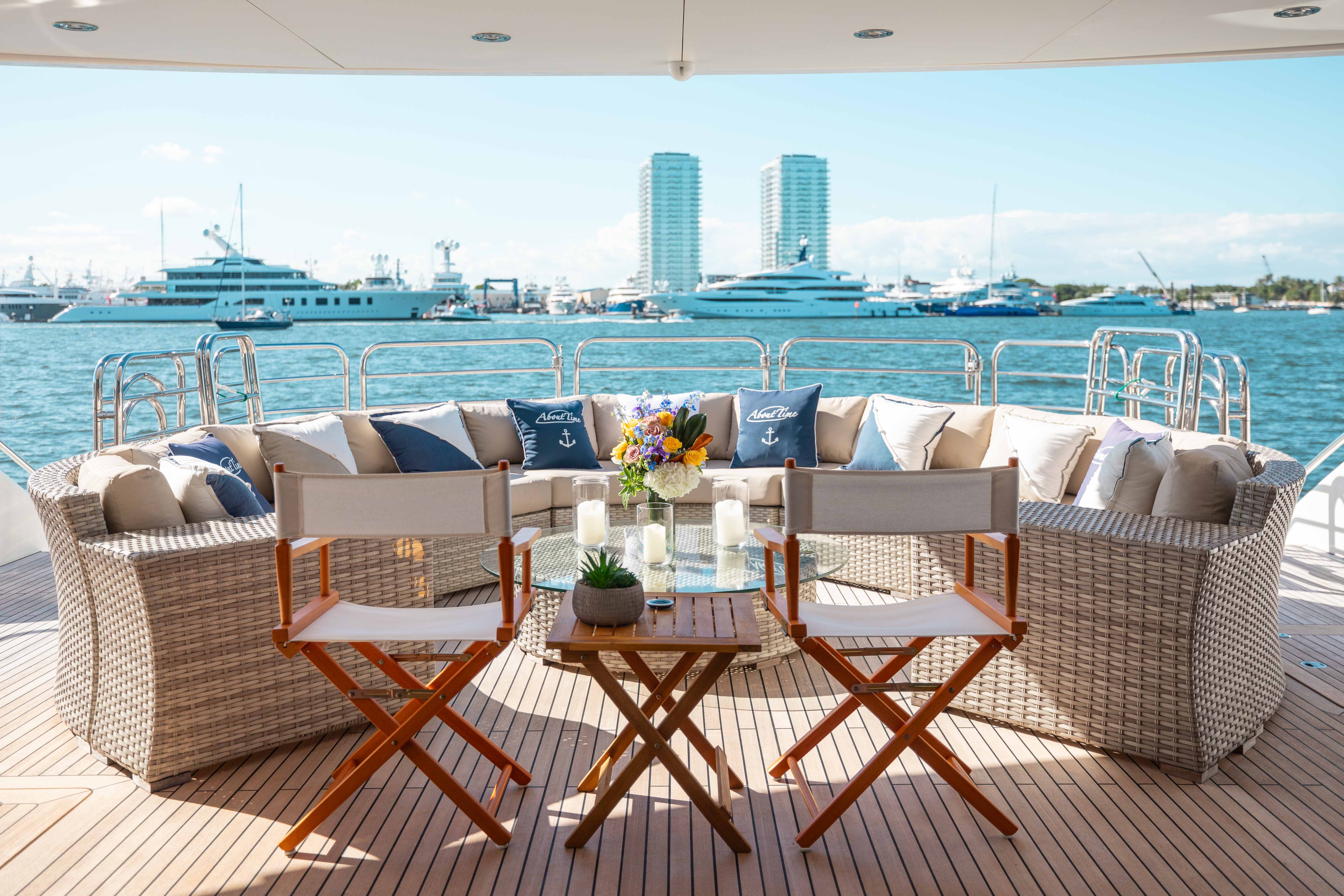 Main Aft Deck 2.jpg