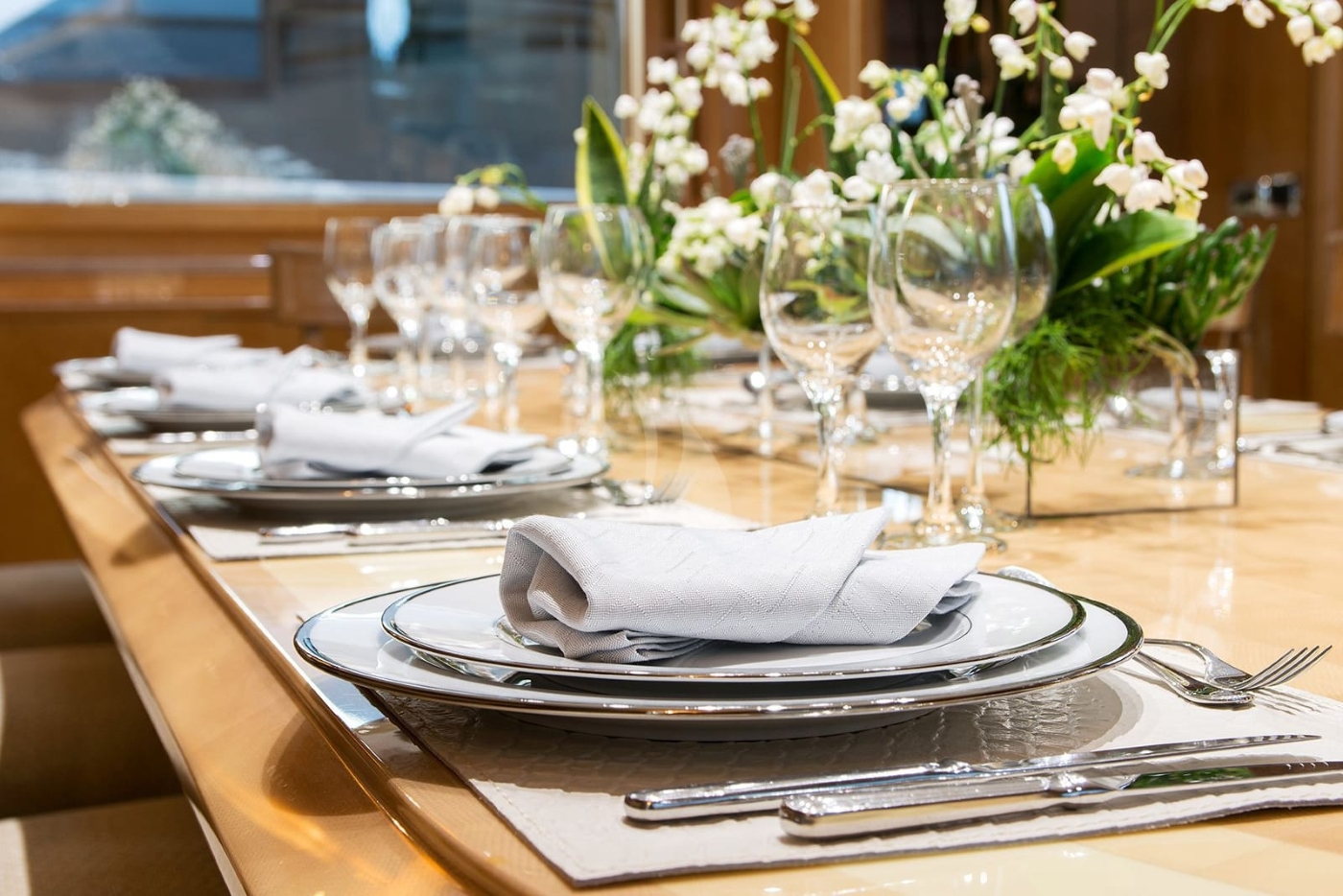 Main Dining 02.jpg