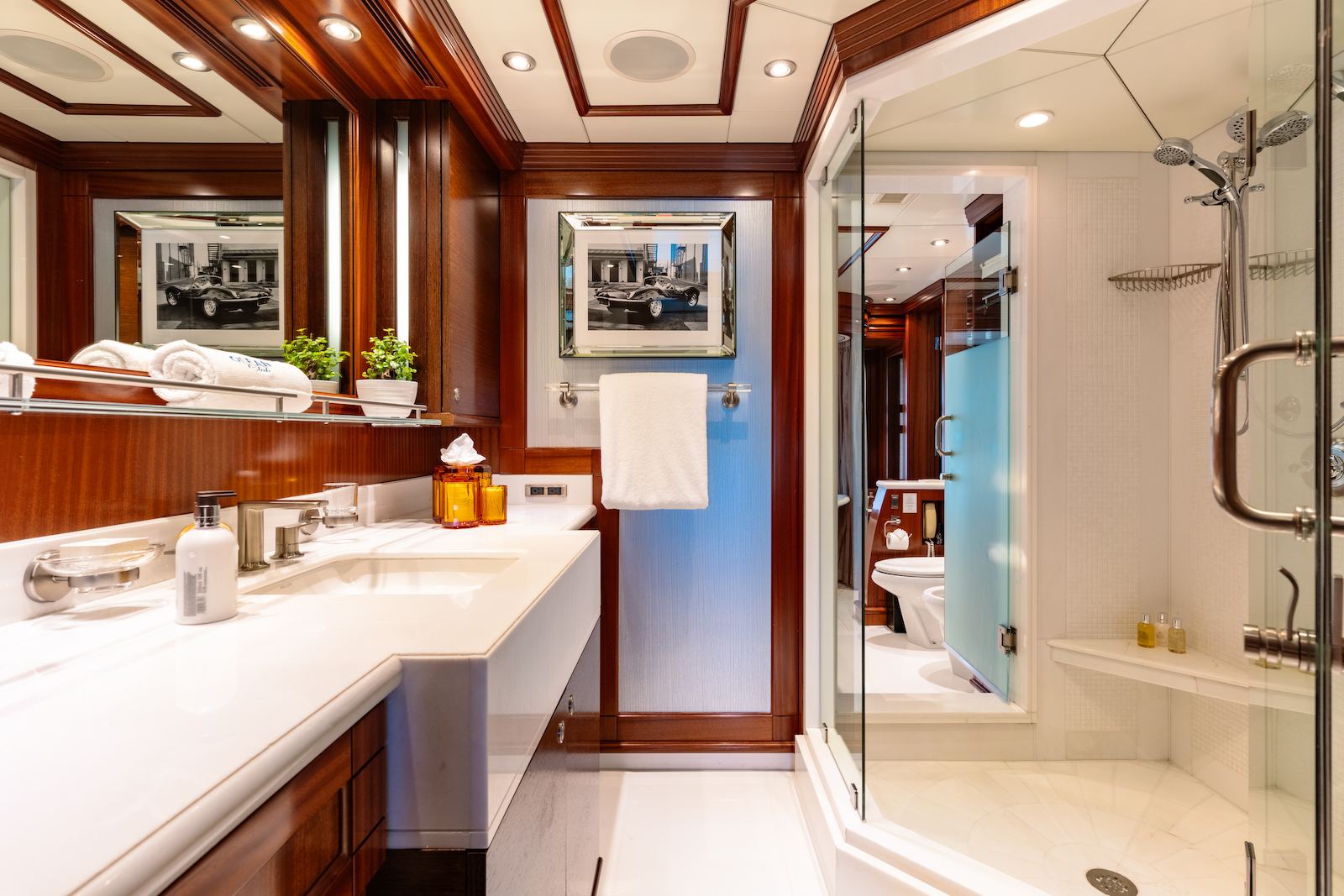 Master Ensuite Shower - Photo credit Ocean Air Media.jpg