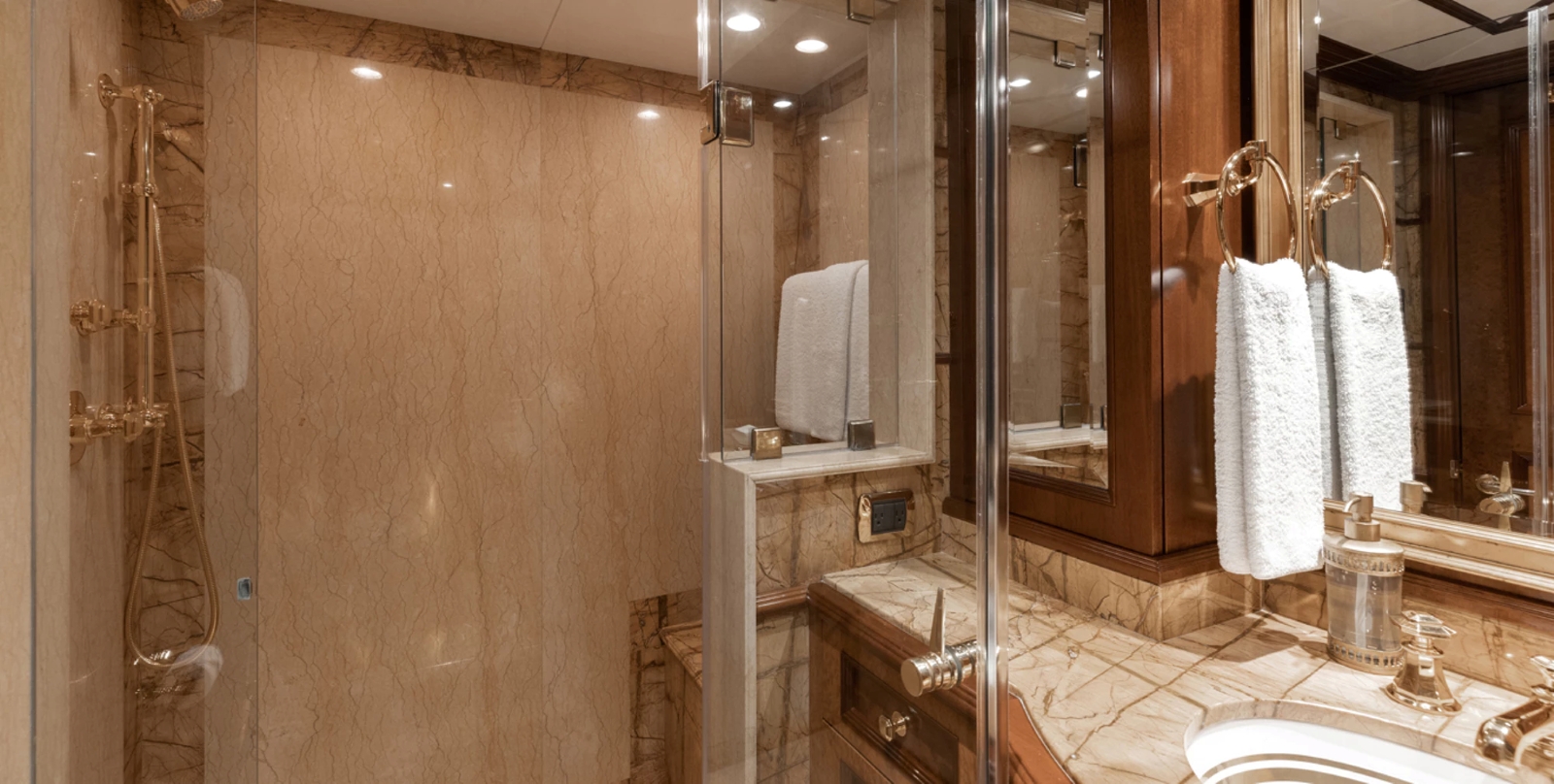 Master Washroom With Bath Area.jpg