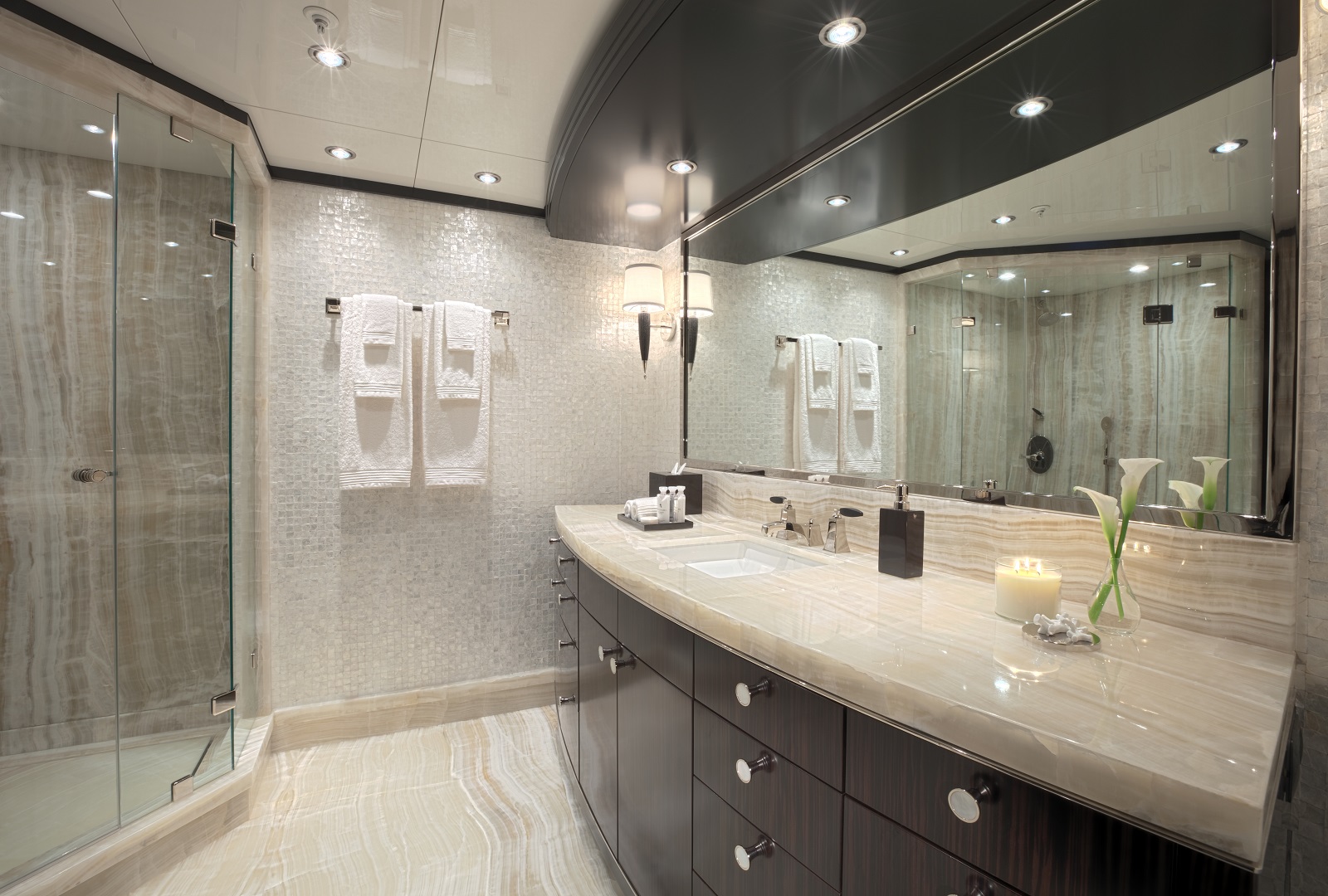 Master suite - bathroom.jpg