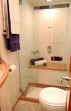 Master-bathroom.jpg
