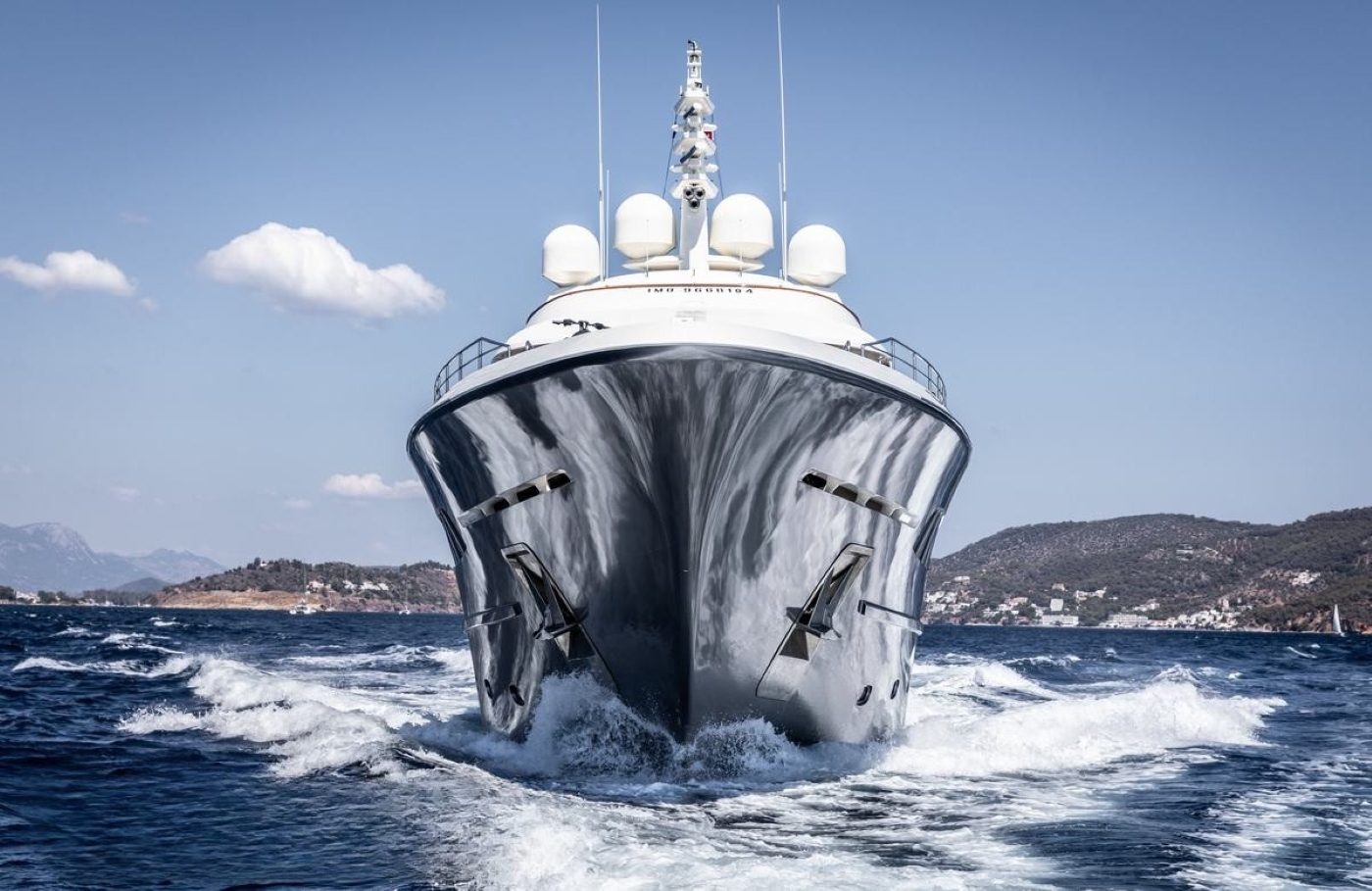 Motor Yacht GHOST III.jpg