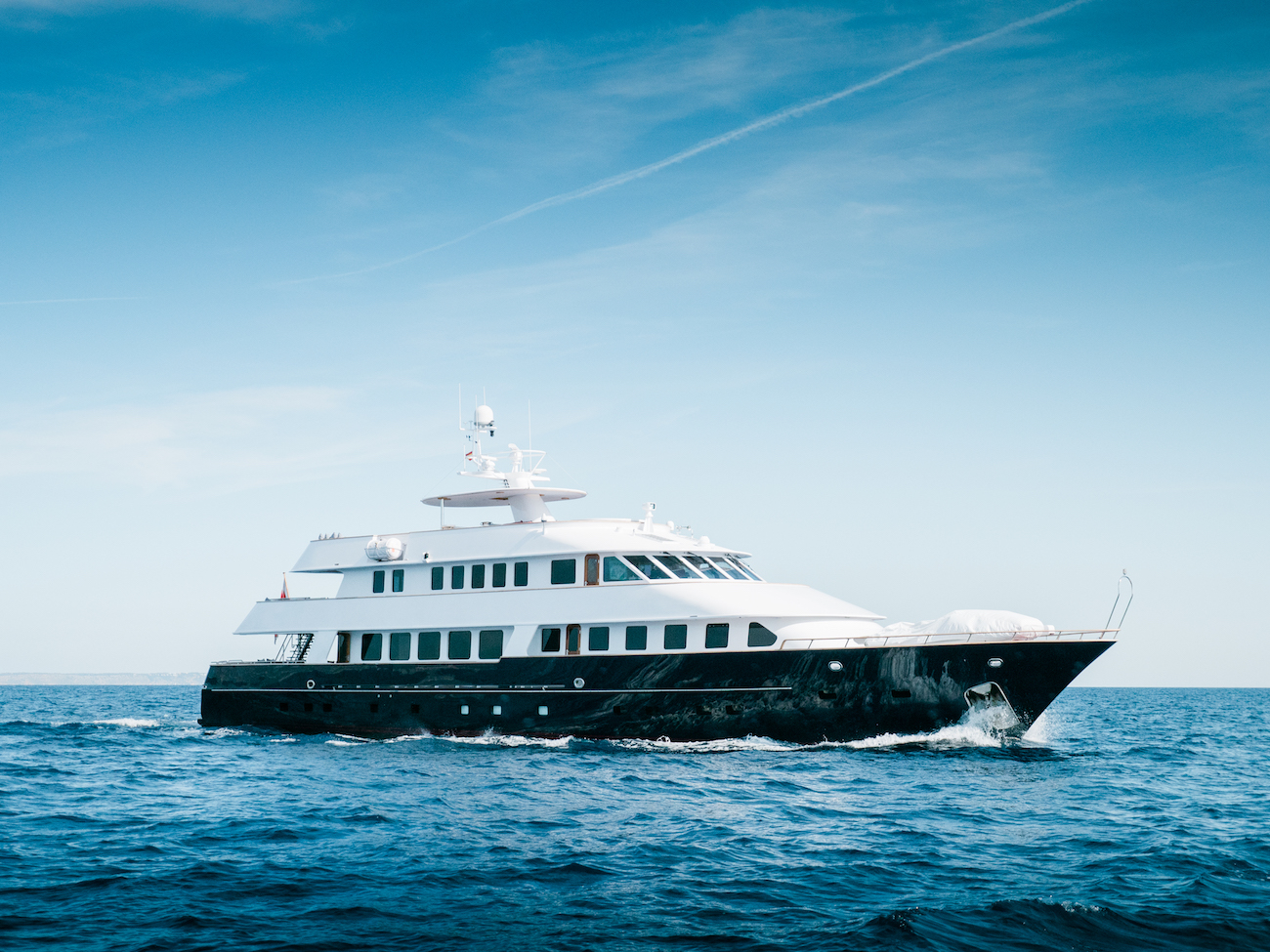Motor yacht CHESELLA.jpg