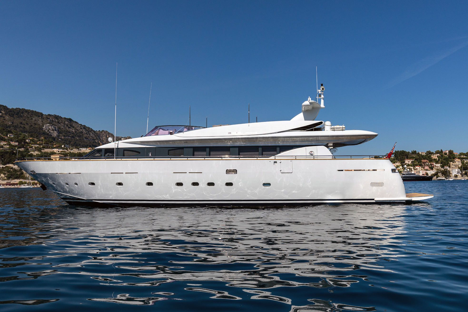 Motor yacht TALILA.png
