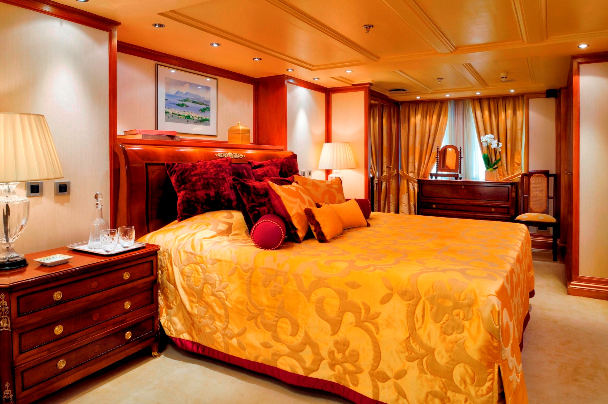 Onassis Suite 1.jpg