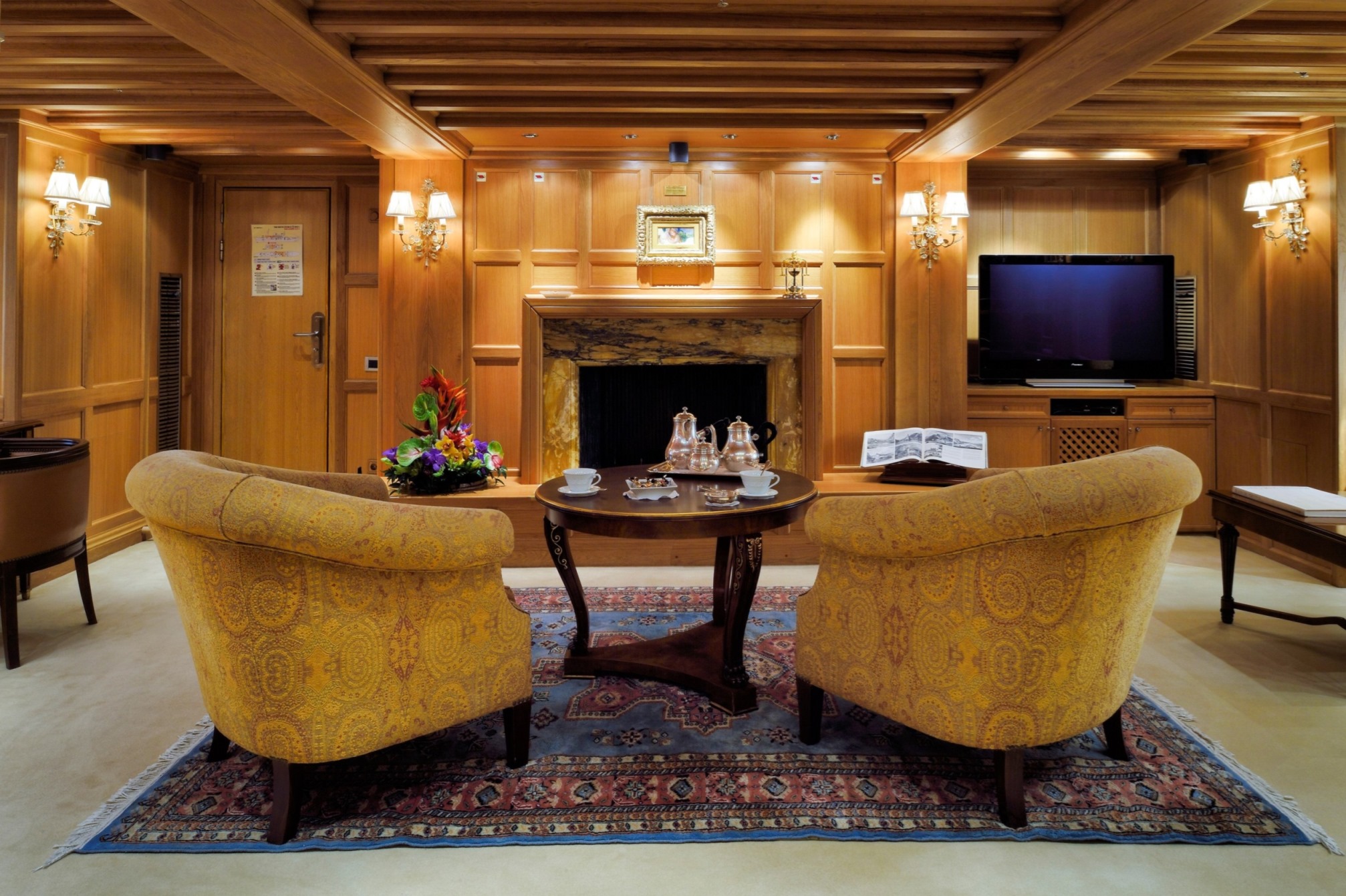 Onassis Suite 3.jpg