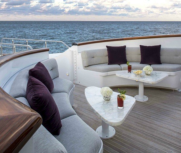 Outdoor seating 00002.jpg