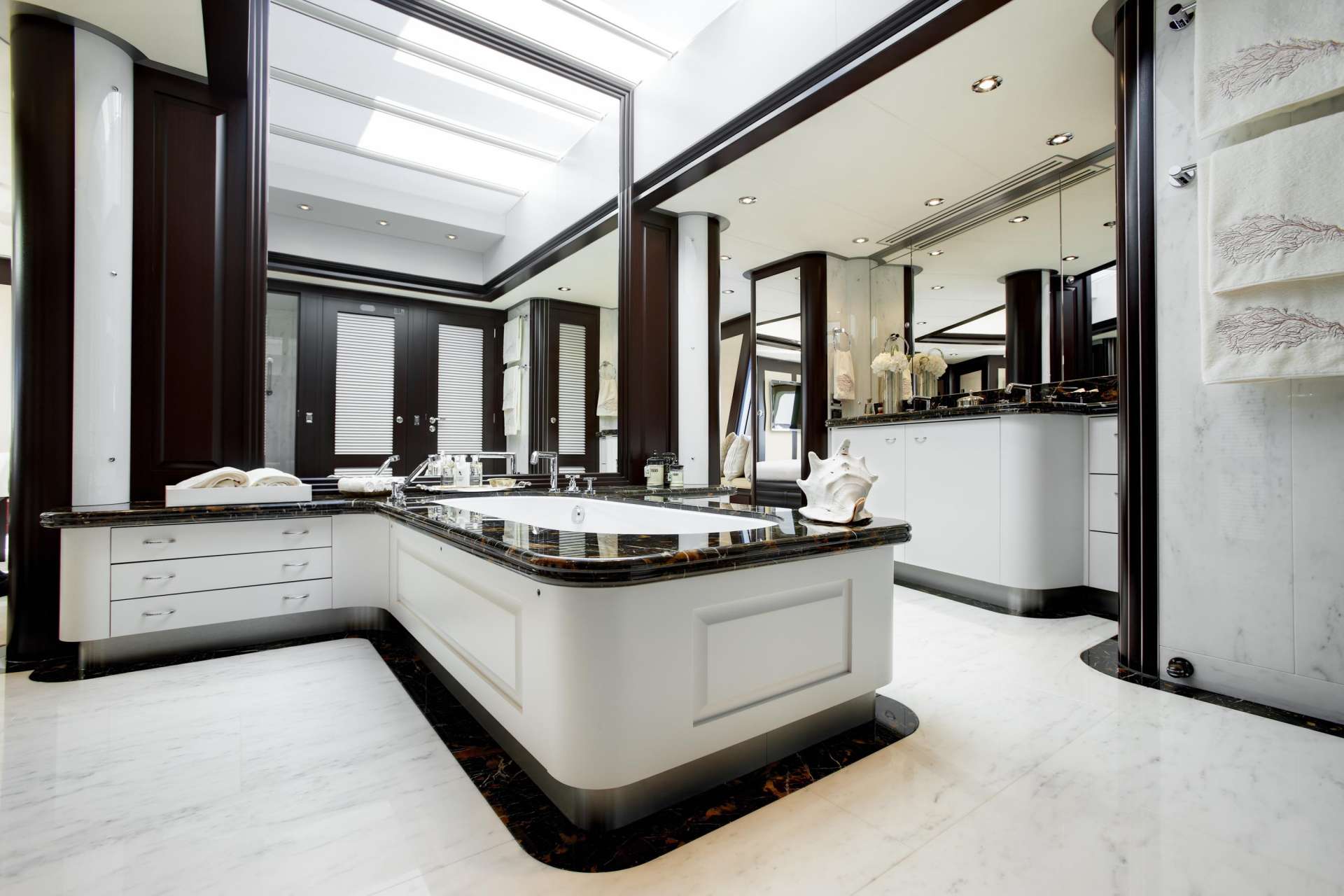 Owners BathRoom.jpg