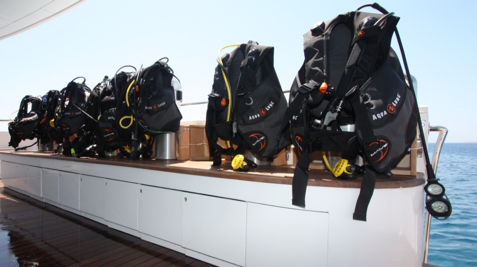 Scuba Deck00003.jpg