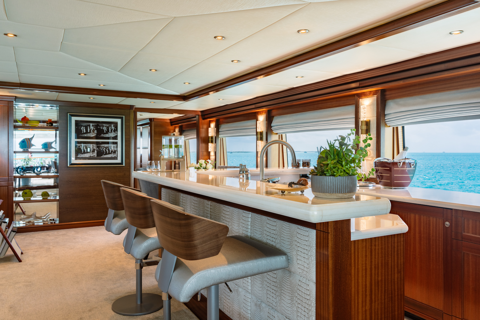 Sky Lounge Bar - Photo credit Ocean Air Media.jpg