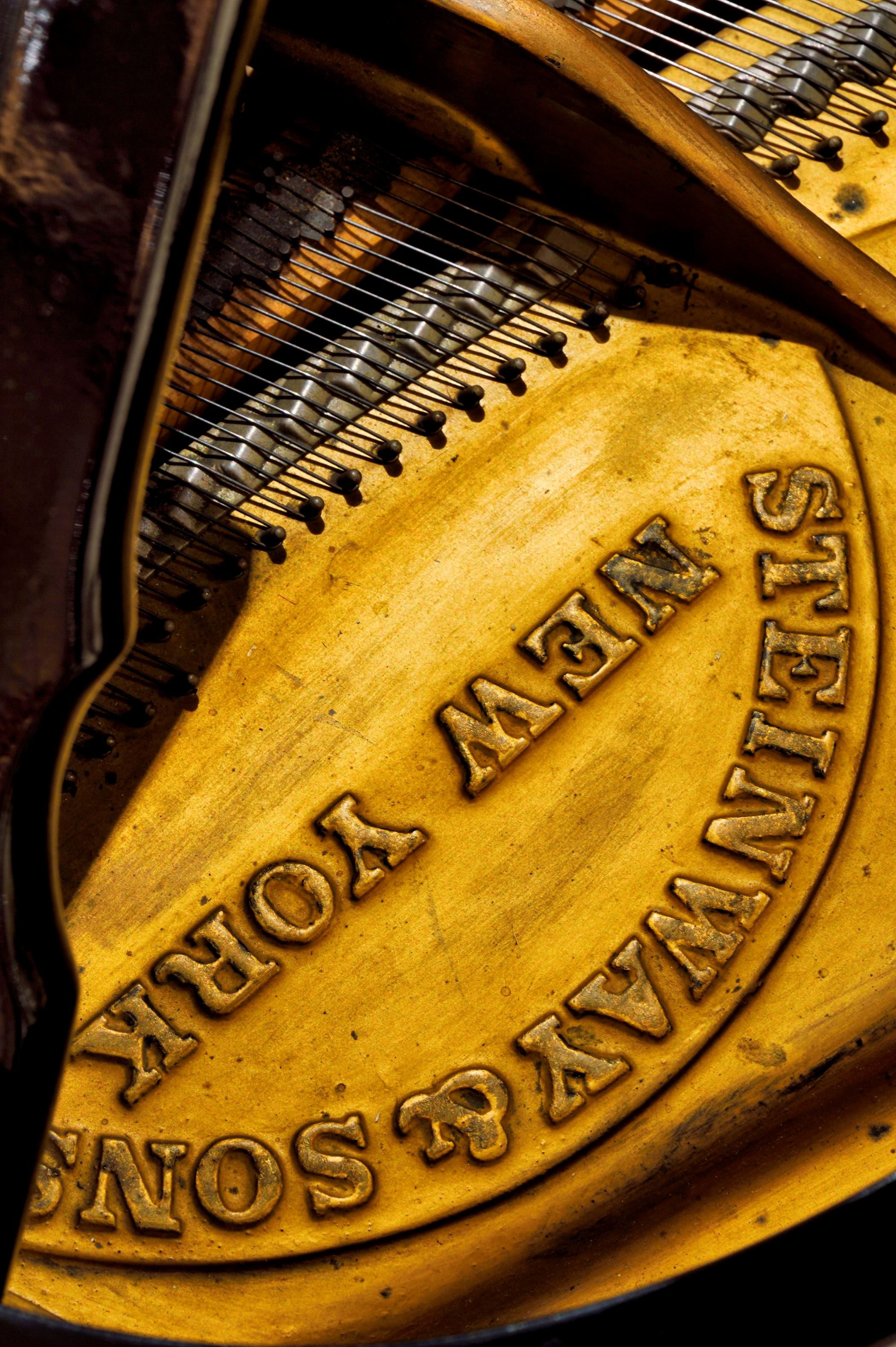 Steinway piano in Callas Lounge.jpg