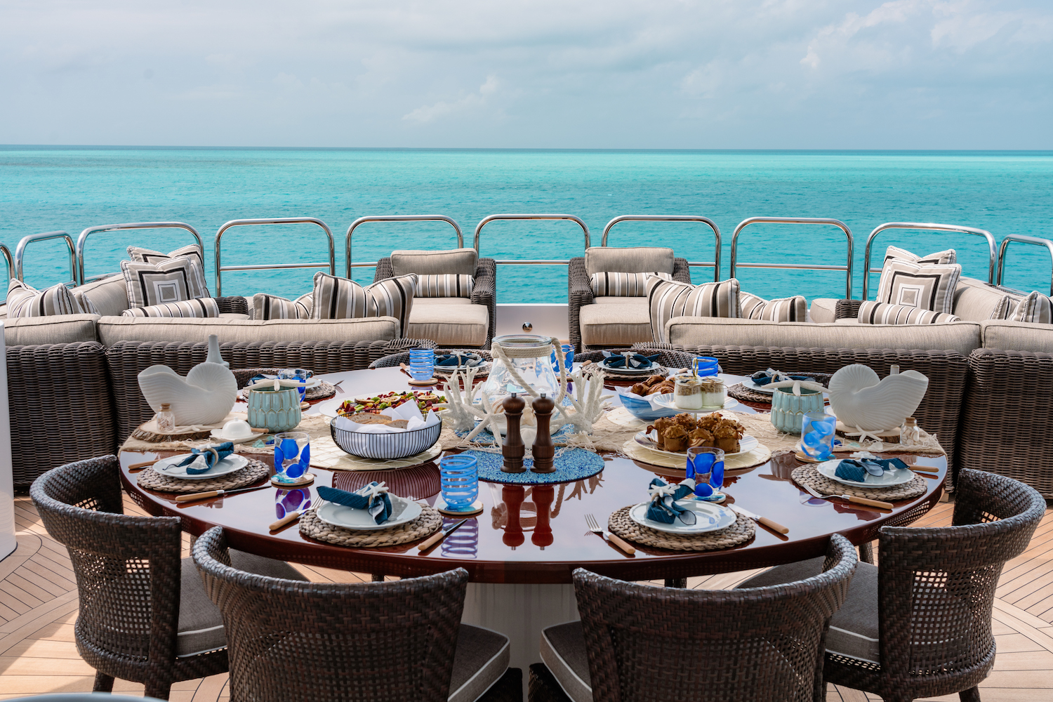 Sun Deck Dining - Photo Credit Ocean Air Media..jpg