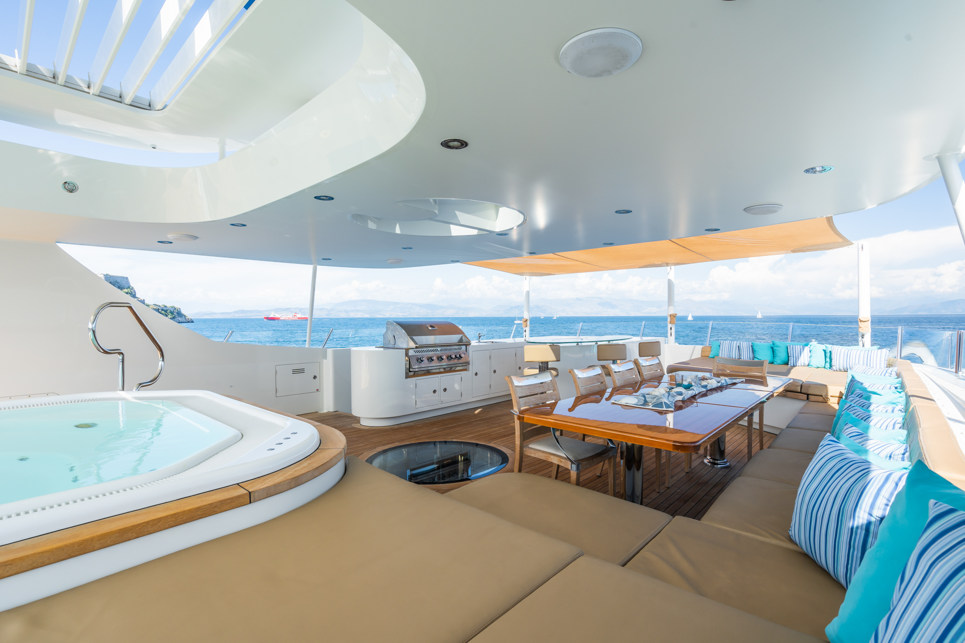 Sun deck  .jpg