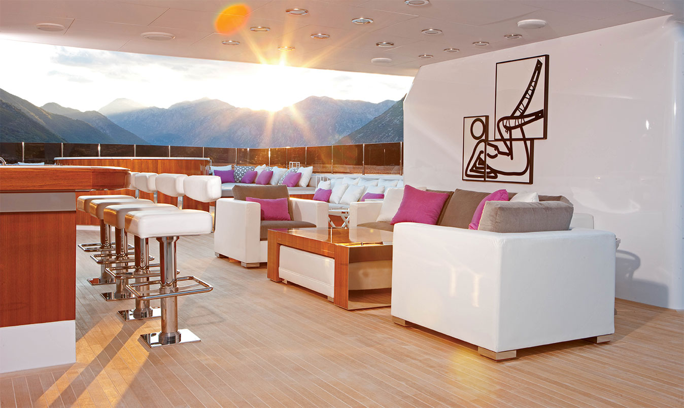 Sundeck 2.jpg