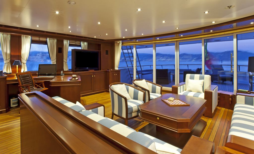 UpperDeck031.jpg