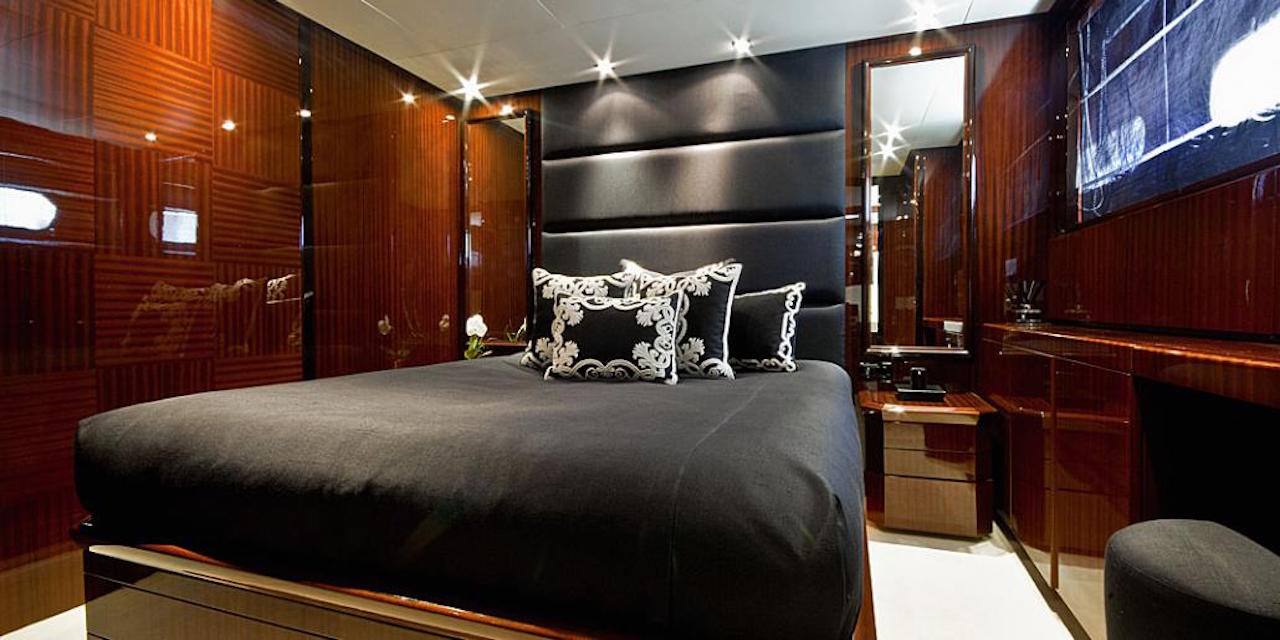 VIP cabin.jpg