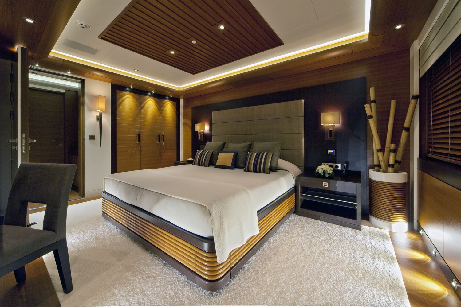 Yacht MARY JEAN II by ISA - accommodation 2.jpg
