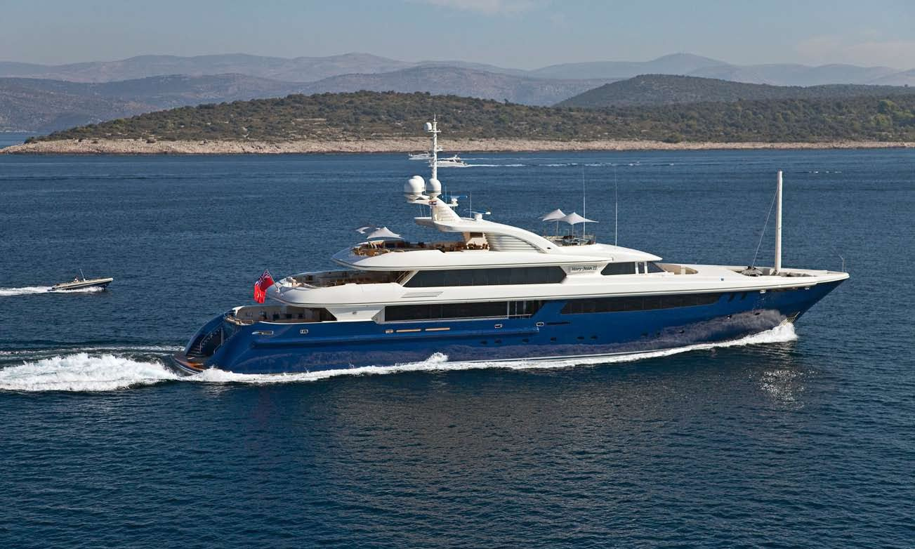 Yacht MARY JEAN II by ISA - profile Underway in the Mediterranean 7.jpg