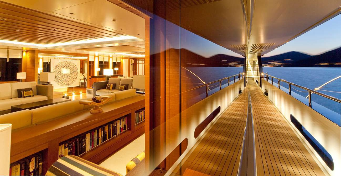 Yacht MARY JEAN II by ISA - side deck.jpg