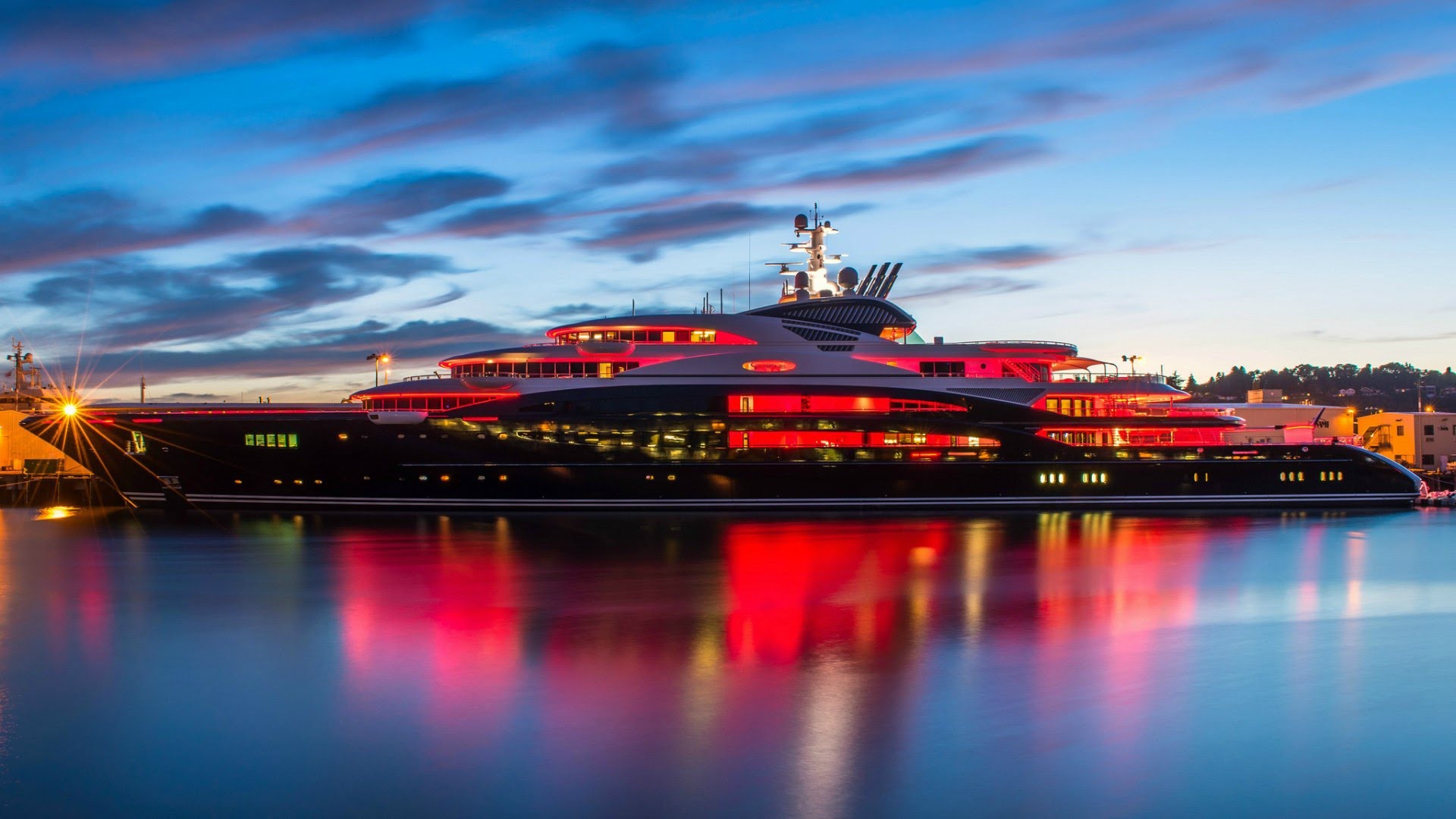 Yacht SERENE - evening.jpg