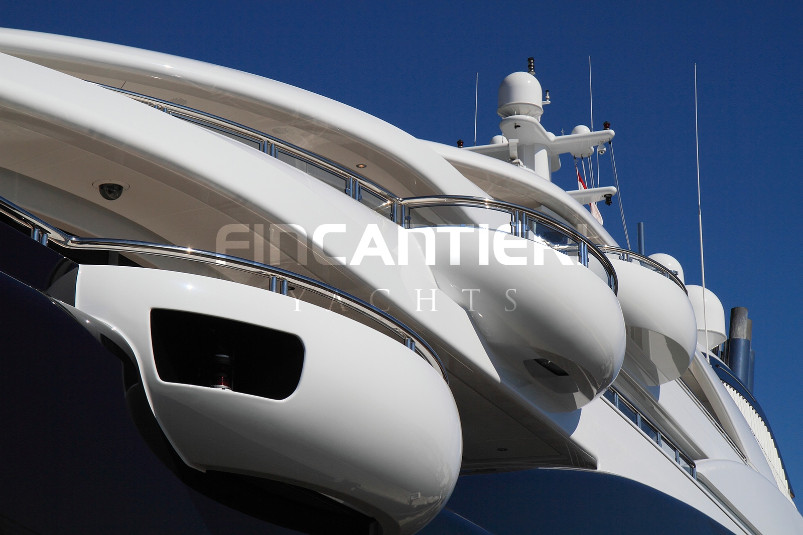 Yacht SERENE by Fincantieri - Side.jpg
