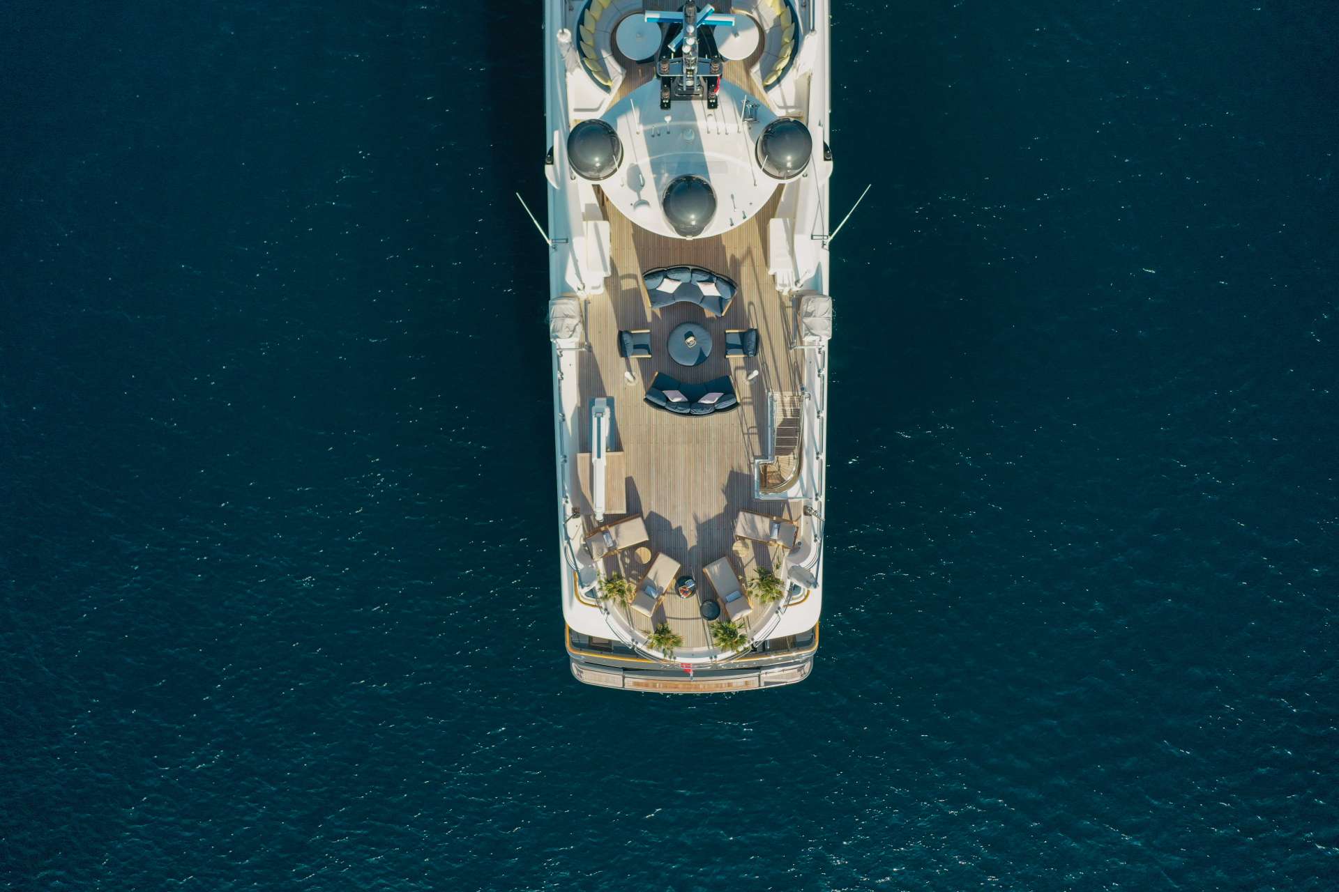 aerial of the aft decks.jpg