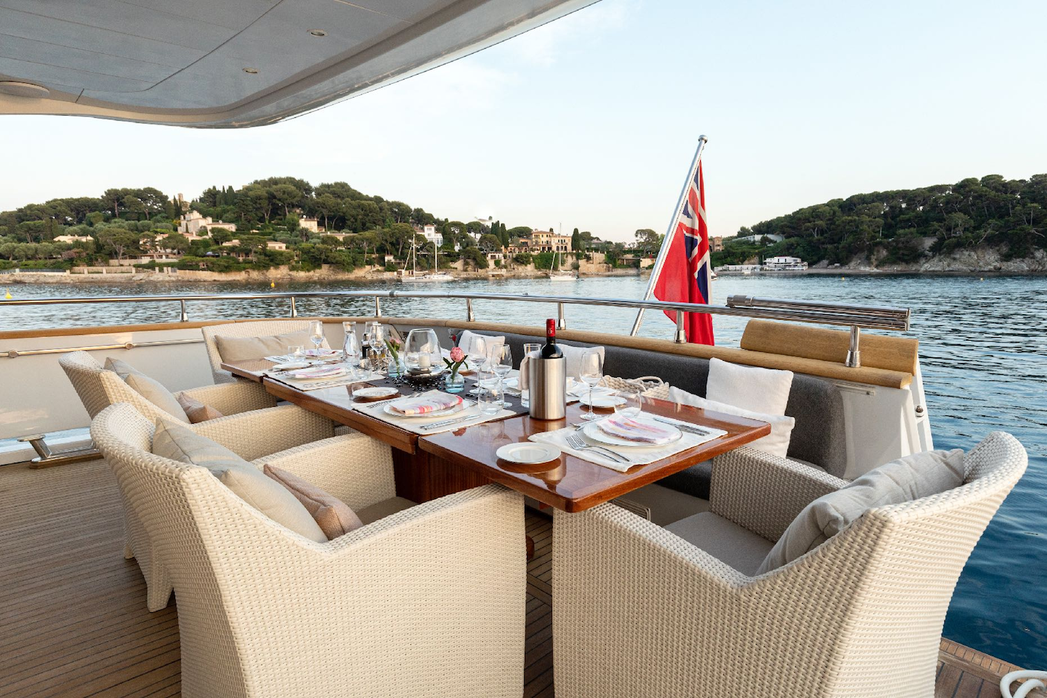aft deck alfresco dining set up.png