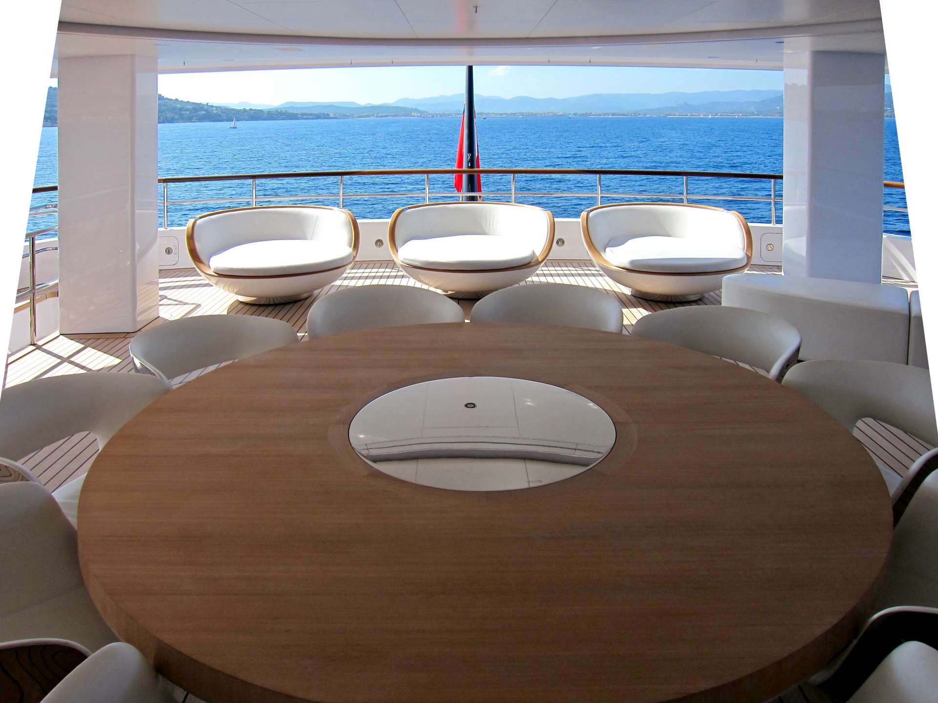 aft deck dining table.jpg