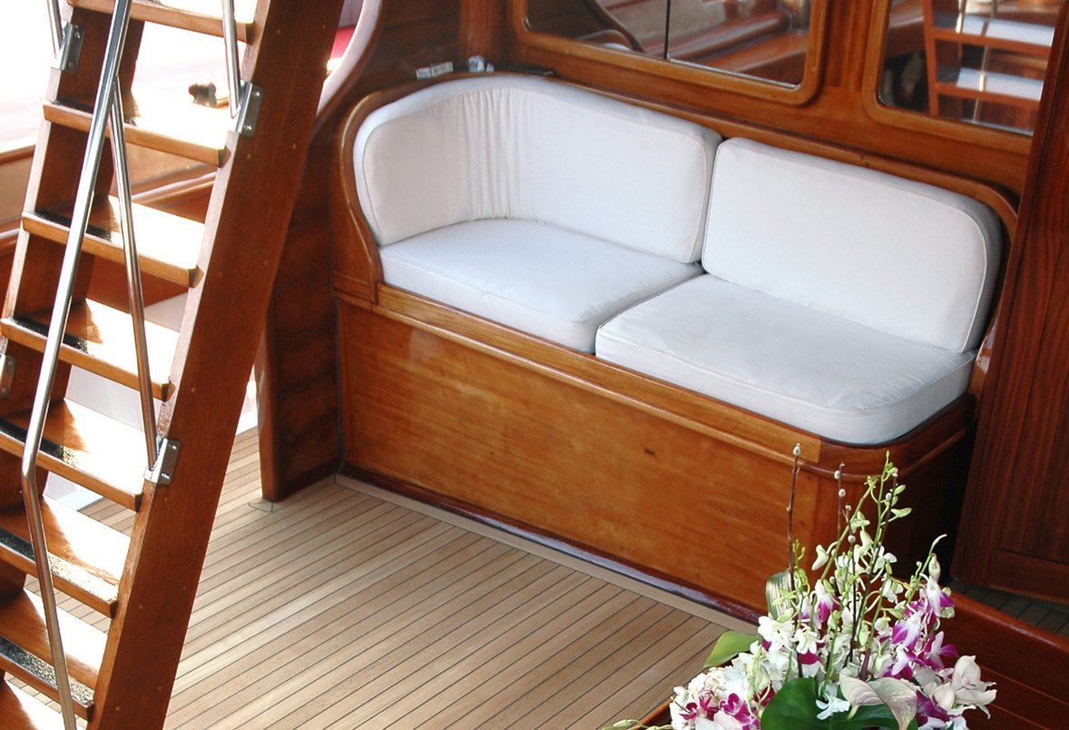 aft-seating.jpg