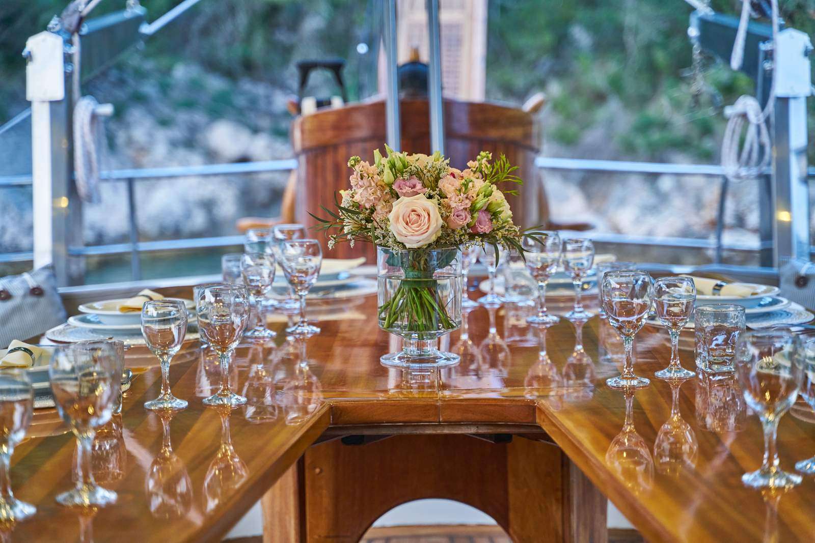 al fresco dining detail.jpg