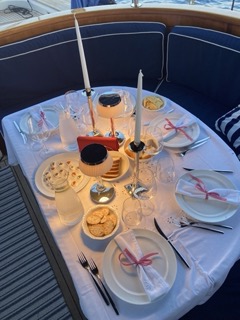alfresco dinner.jpg
