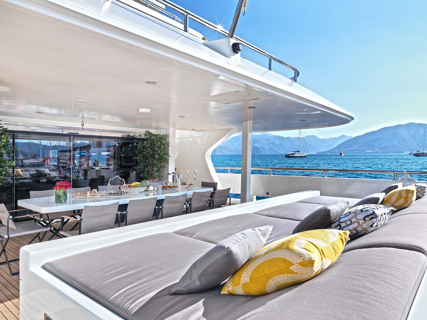 bridge aft deck .jpg