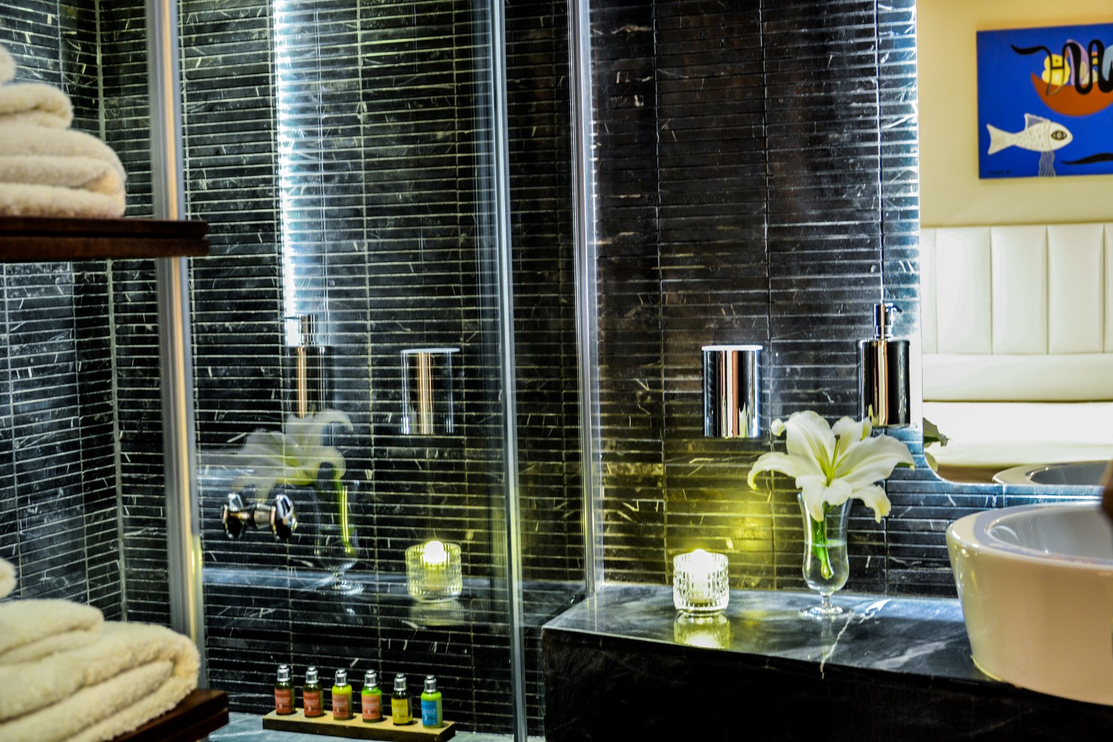 double cabin bathroom 2 .jpg