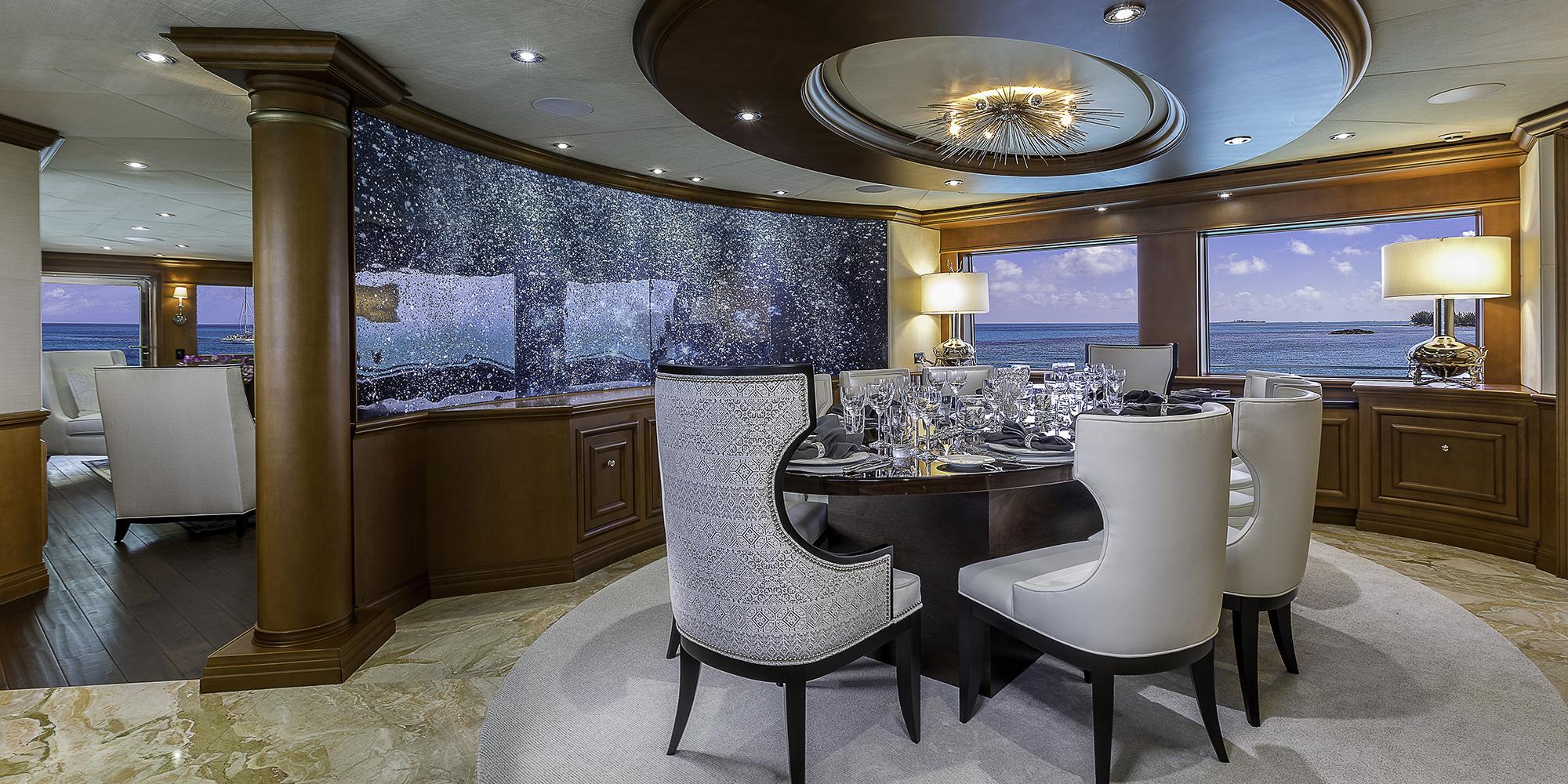 elegant dining area.jpg