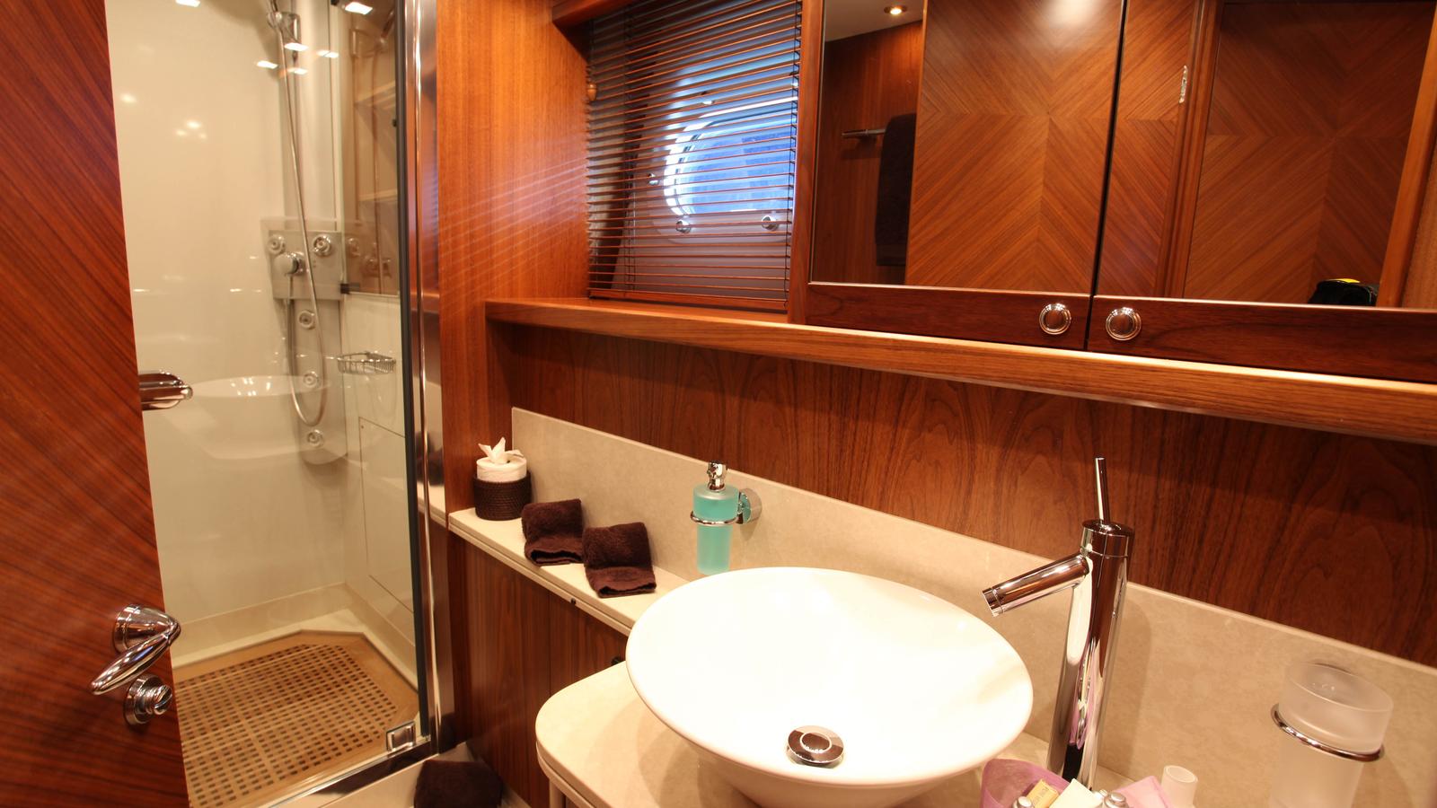 guest bathroom.jpg