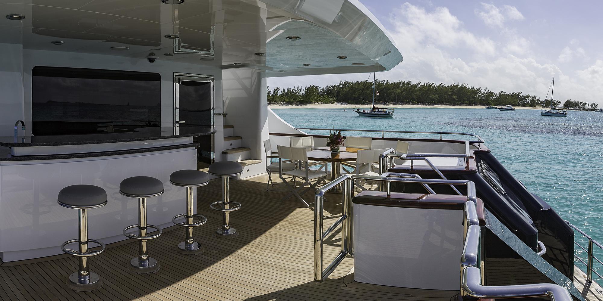 main deck aft - bar and seating.jpg