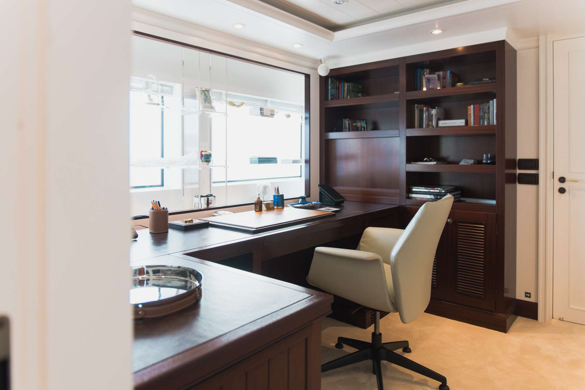 main deck master suite office .jpg