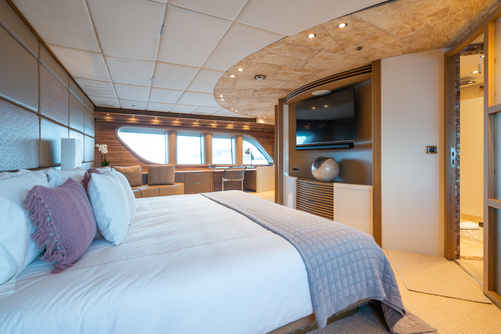 master  suite.jpg