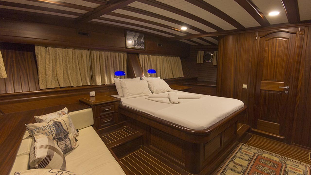 master bedroom.jpg