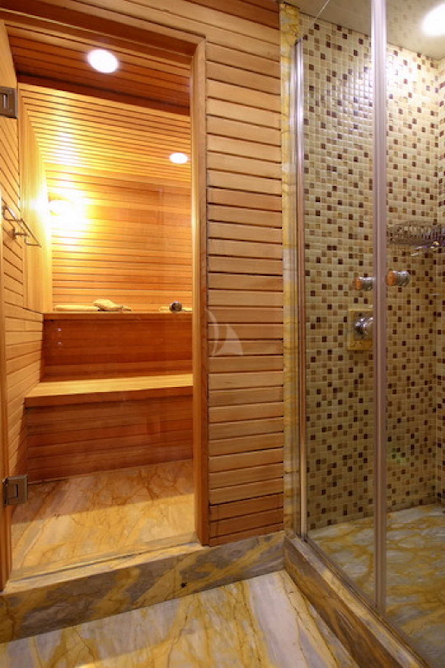 sauna.jpg