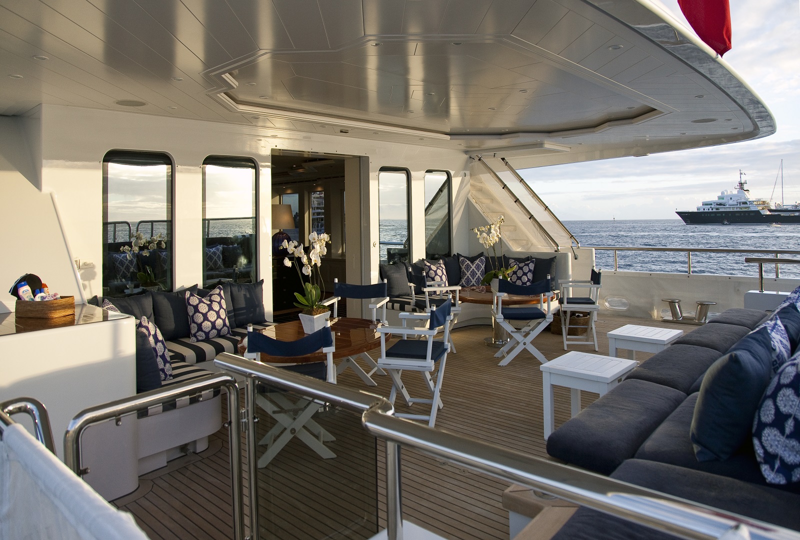 shaded aft deck.jpg