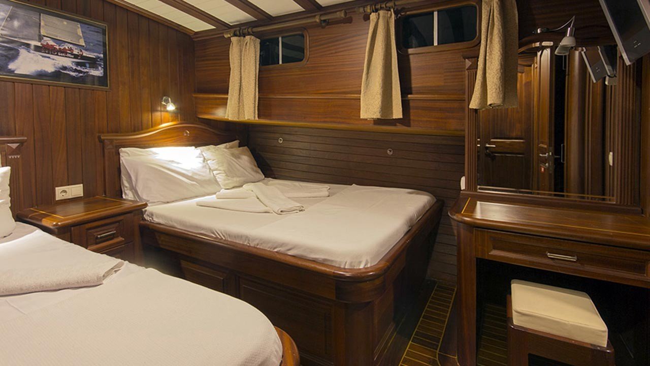 triple stateroom.jpg