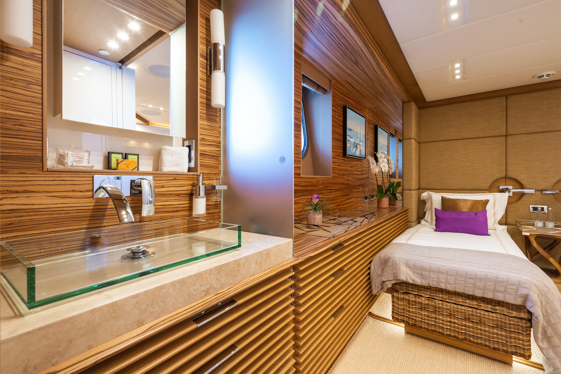 twin - ensuite.jpg
