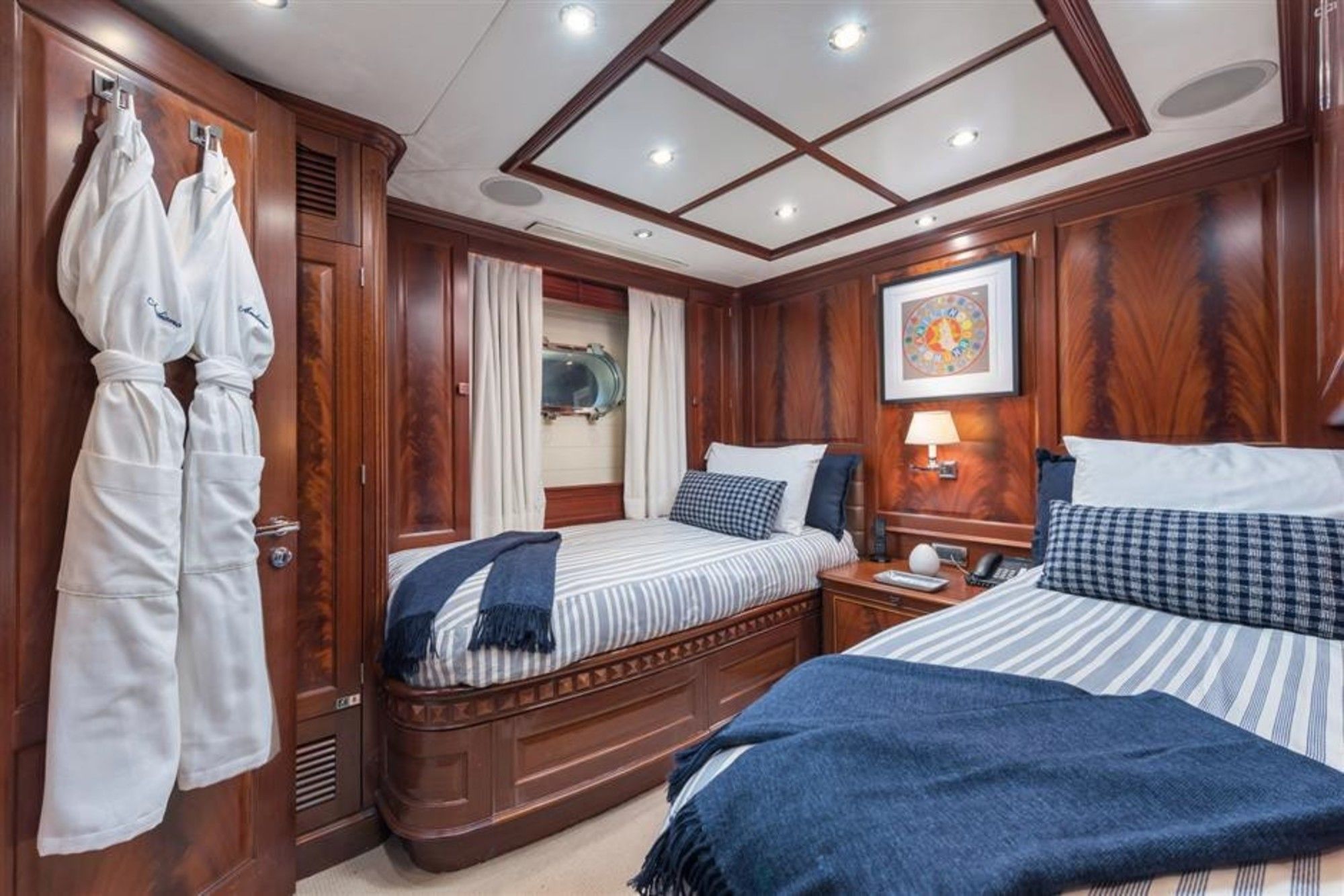 twin cabin [40986.jpg