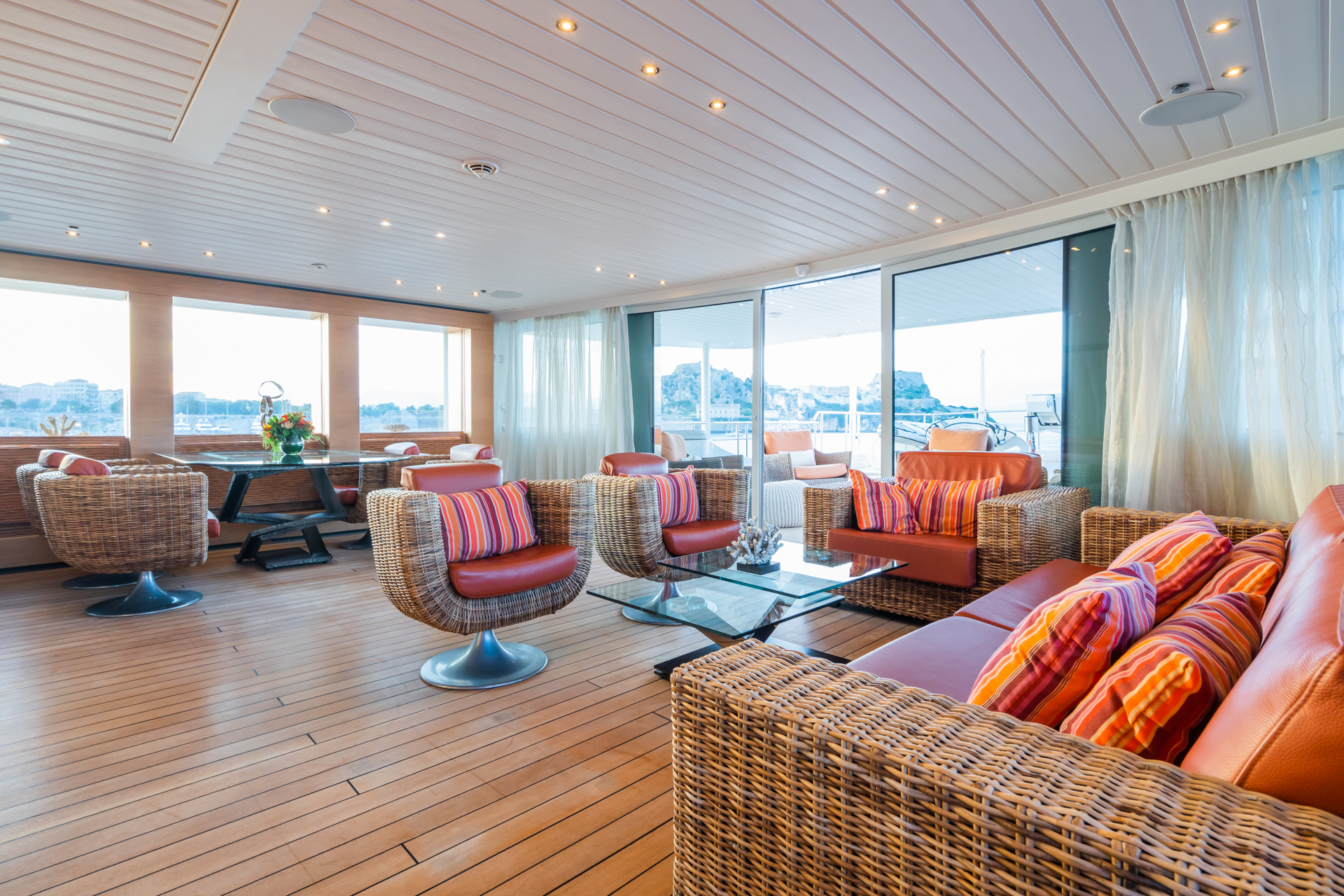upper deck - saloon  .jpg