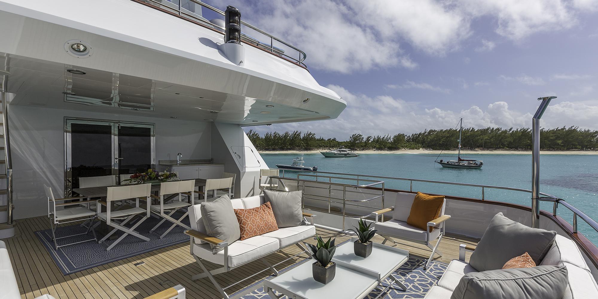 upper deck exterior dining and seating area.jpg