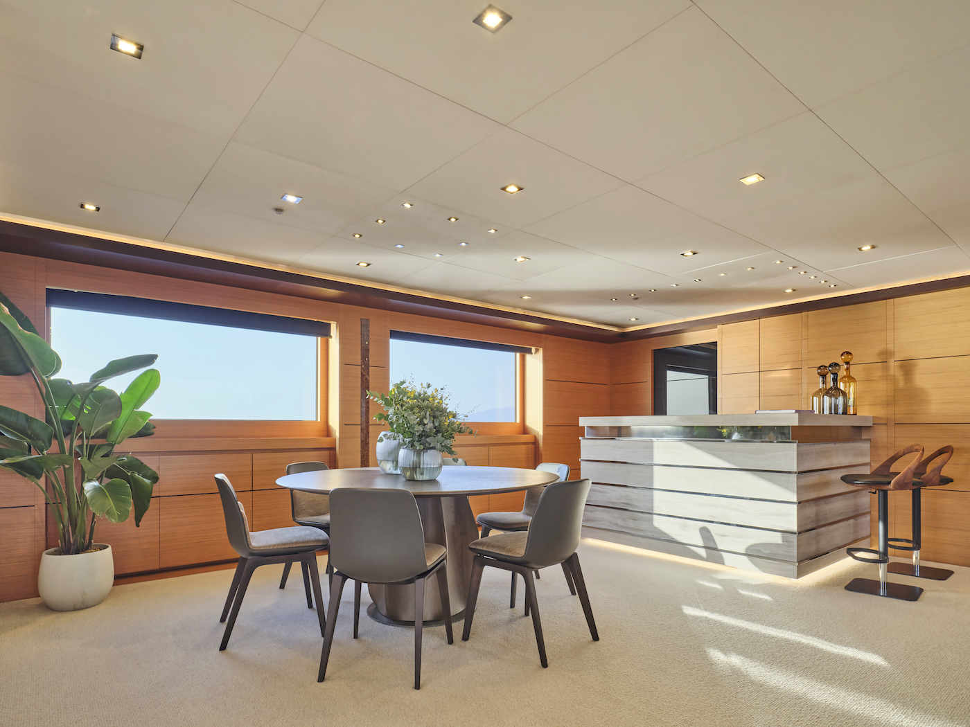 upper saloon bar area  - Photo Studio Reskos.jpg
