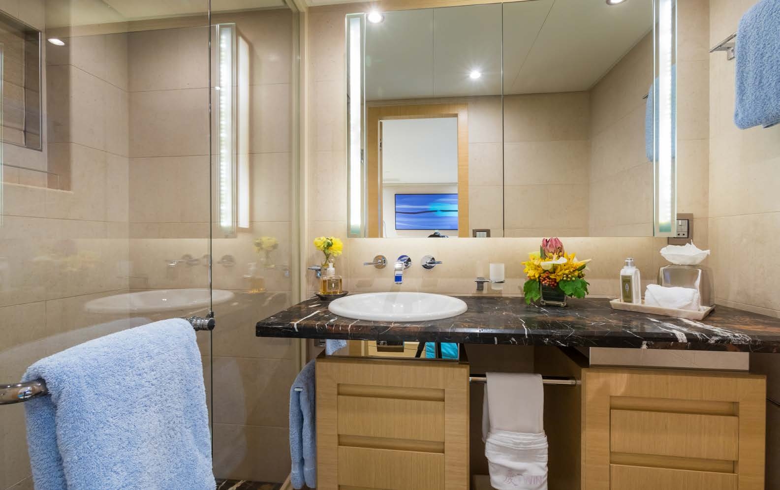 vip bathroom.jpg