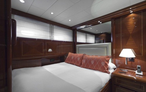 [22m-Yacht-OUTSIDE-EDGE-IV]-7645-126.jpg